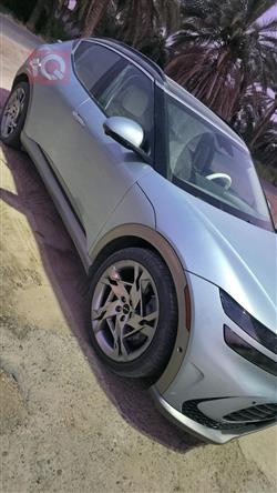 Genesis GV60